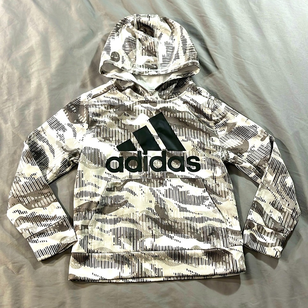 Adidas Logo Hoodie Unisex Youth Size 8 Gray Camo Print Casual School